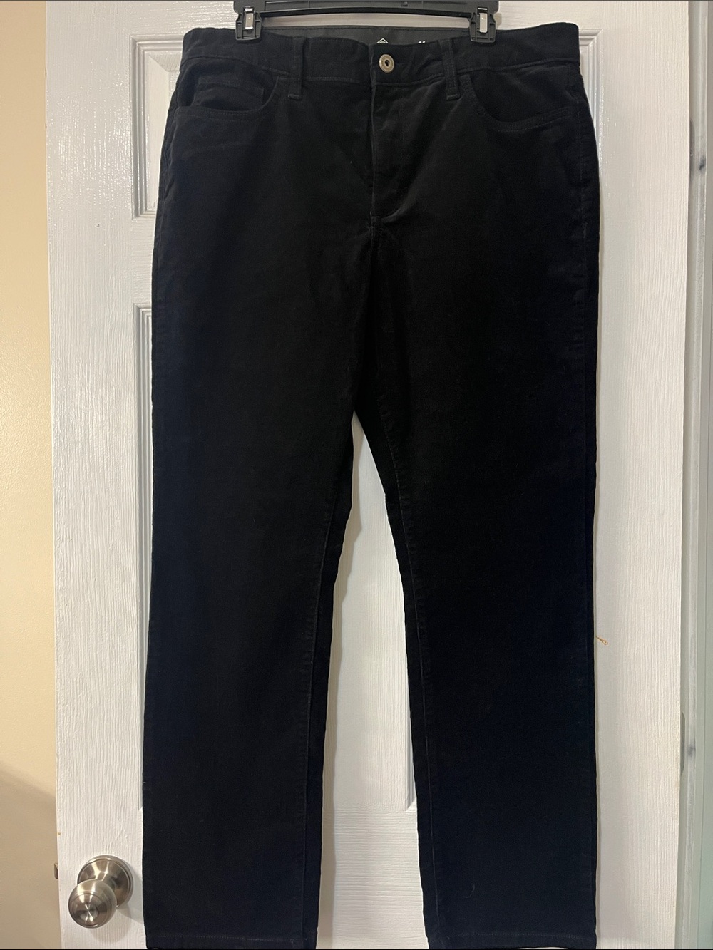 Women’s Corduroy Black Pants. Straight leg. Size 16